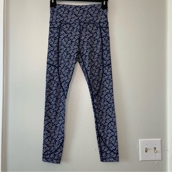 ZYIA Active Haystacks Light N Tight pockets Leggings - Picture 4 of 15